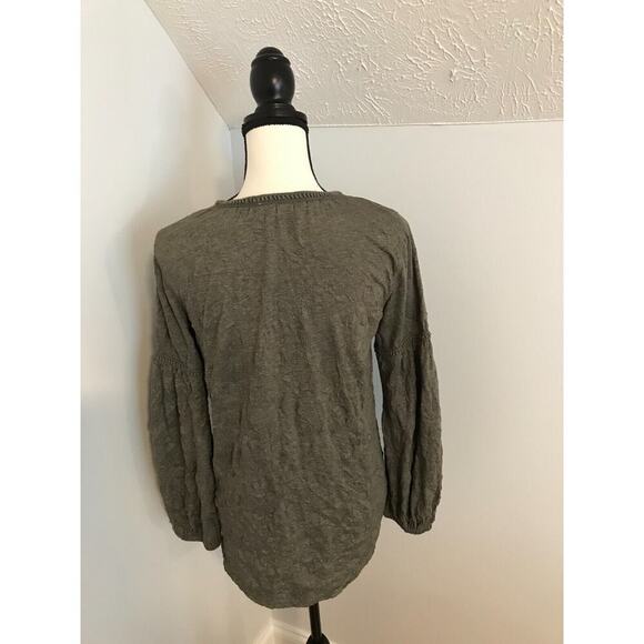 Sundance Women's Long-Sleeve Royal Rosie Olivenight Green Crinkle Top - Small - Picture 6 of 10